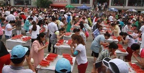 吃瓜娱乐营,揭秘娱乐圈幕后故事，带你领略明星真实生活